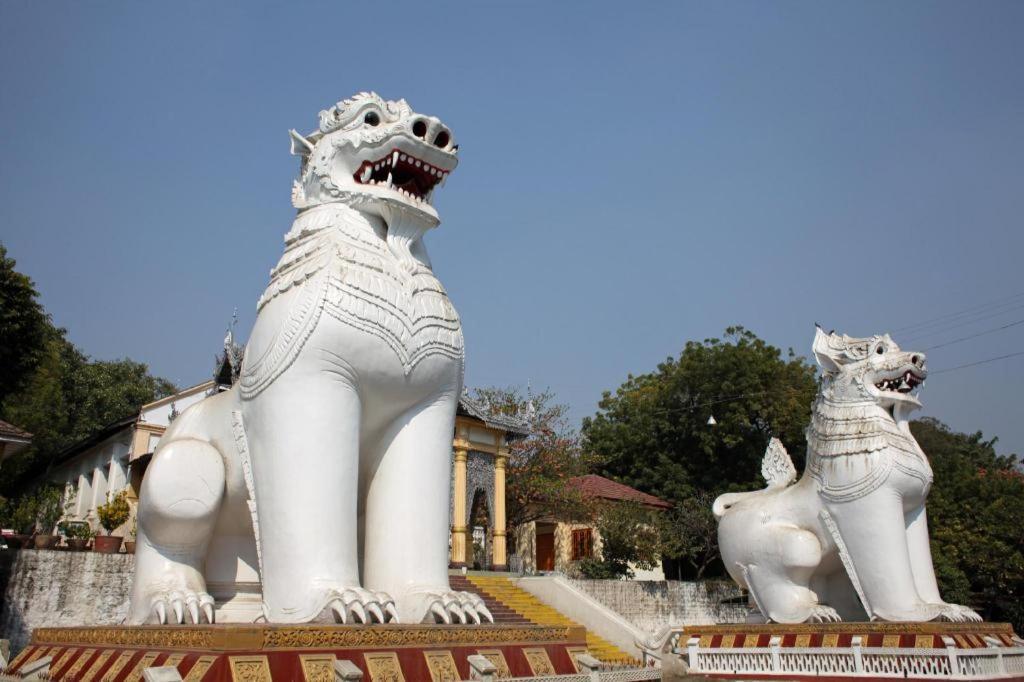 Emerald Land Hotel Mandalay Buitenkant foto