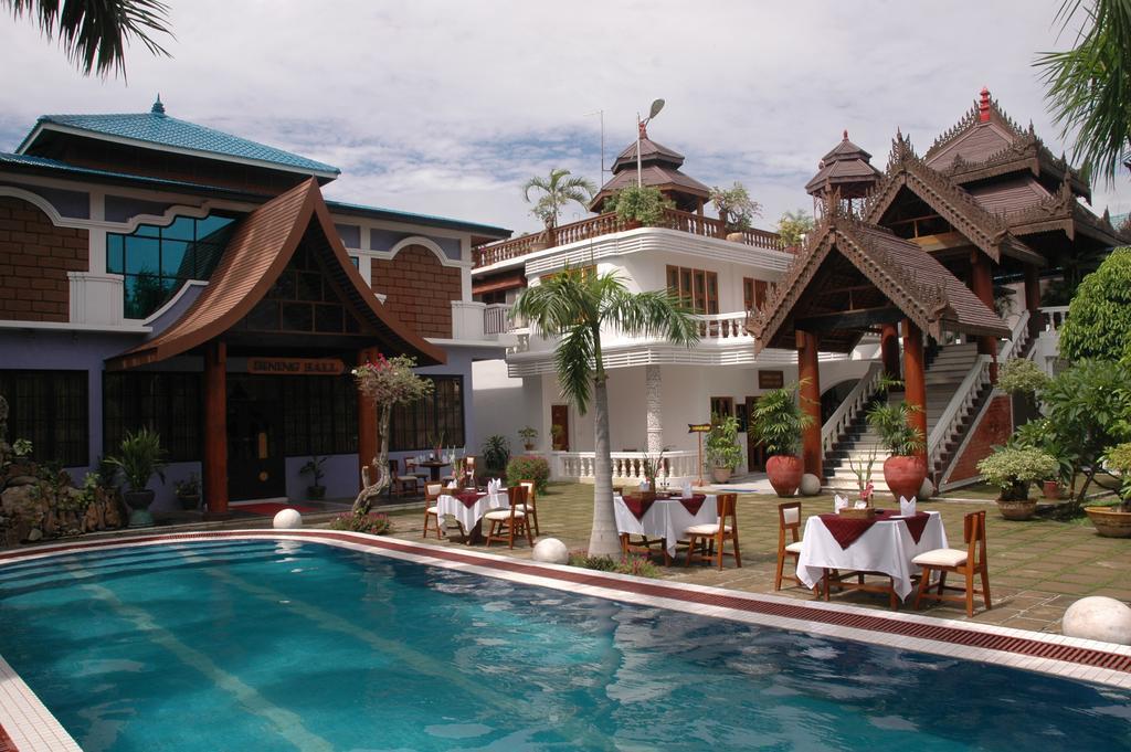 Emerald Land Hotel Mandalay Buitenkant foto