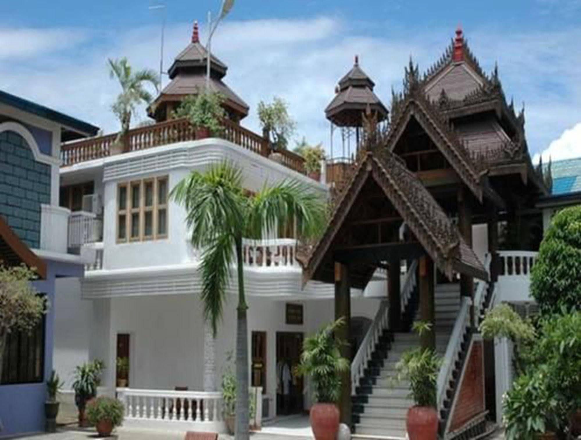 Emerald Land Hotel Mandalay Buitenkant foto