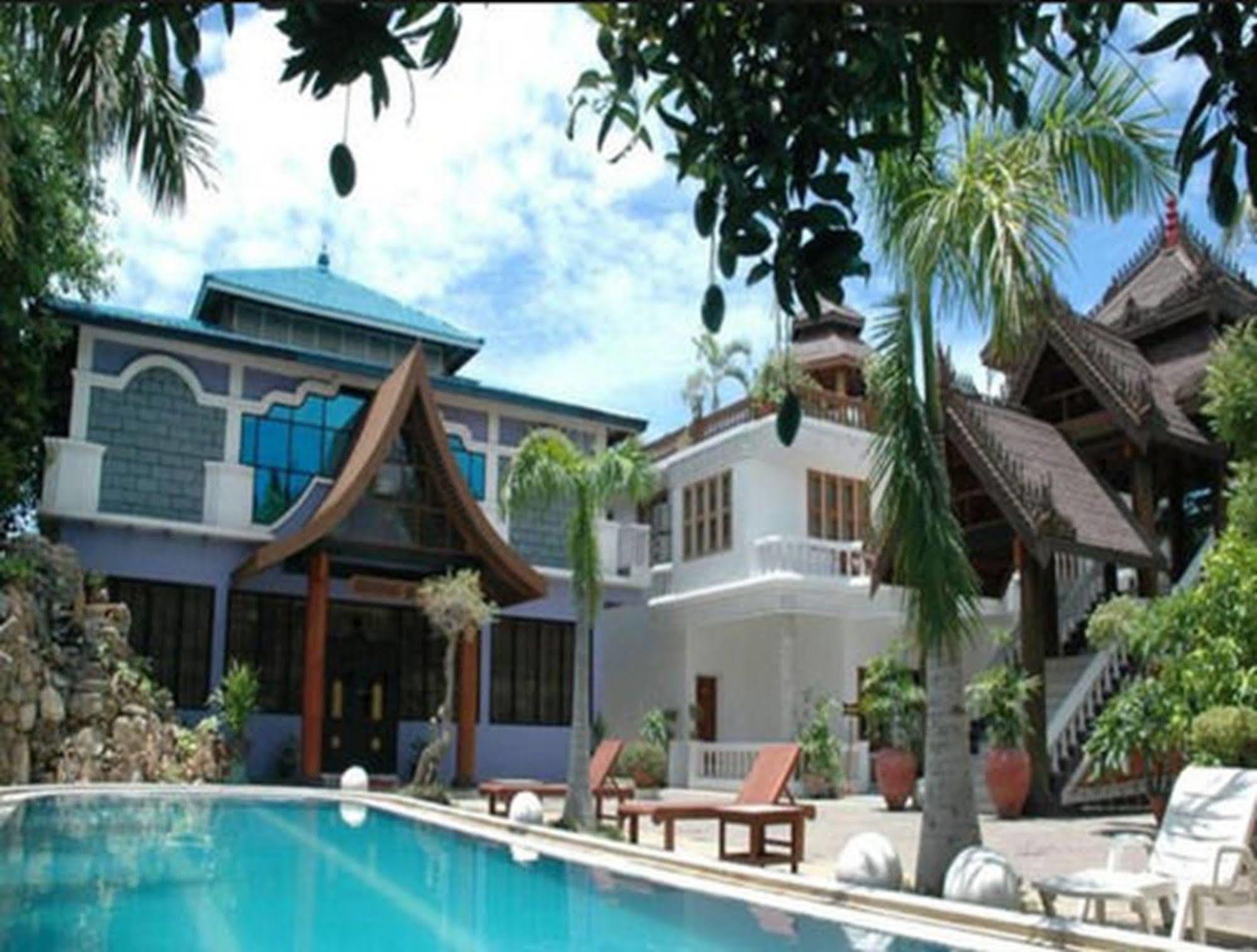 Emerald Land Hotel Mandalay Buitenkant foto